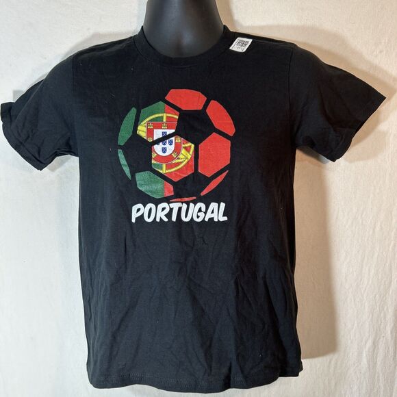 Portugal Soccer Ball Flag Shirt Futbol Portuguese Pride Tee T-Shirt Medium - Picture 1 of 4